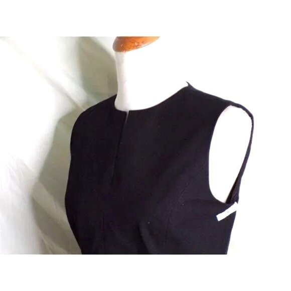 🆕NORDSTROM SIGNATURE Little Black Dress Split Neck Sheath Small - Picture 13 of 13